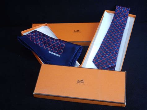 hermes pocket square australia|hermes pocket square size.